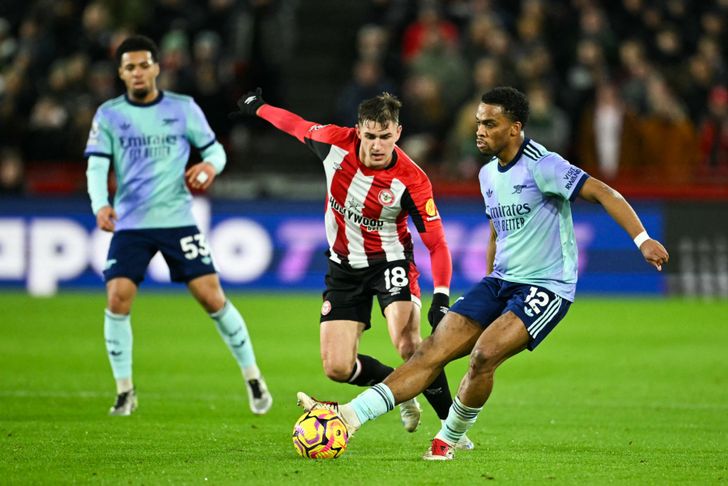 ดูบอลสดวันนี้ เบรนท์ฟอร์ด พบ อาร์เซนอล พรีเมียร์ลีก เวลา 03:00 น.