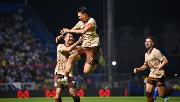 บุรีรัมย์บุกทุบบีจีปทุม3-1